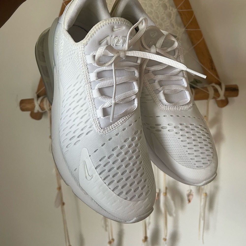 Nike Air Max 270
